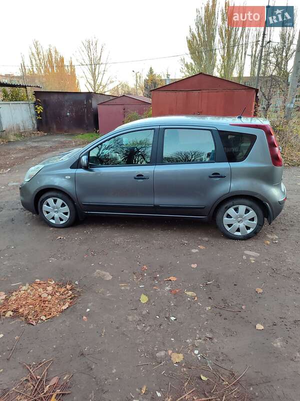 Nissan Note 2012