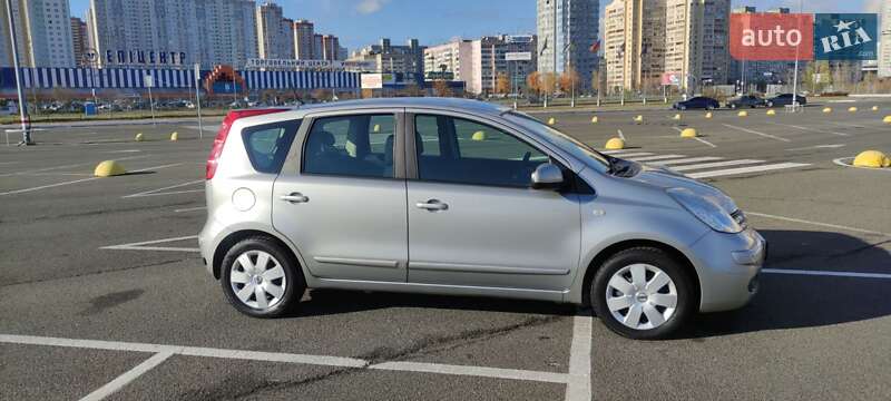 Хэтчбек Nissan Note 2008 в Трускавце