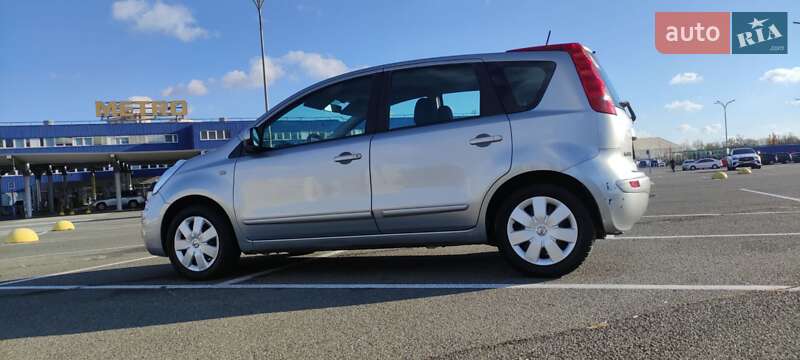 Хэтчбек Nissan Note 2008 в Трускавце