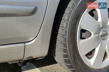 Хэтчбек Nissan Note 2008 в 