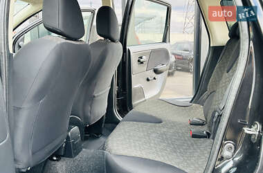 Хетчбек Nissan Note 2008 в 