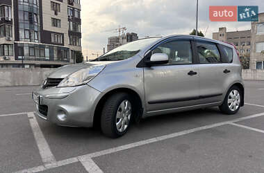 Хетчбек Nissan Note 2011 в Чернігові