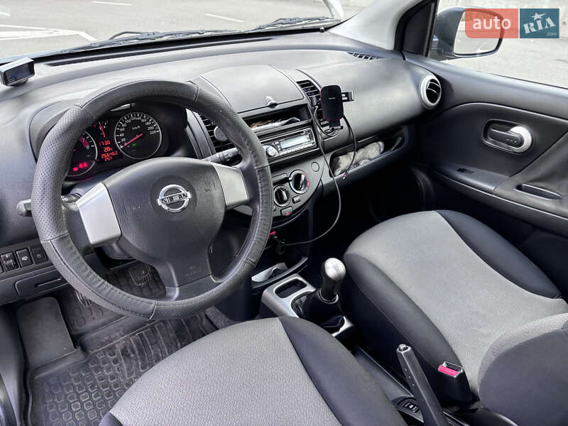 Хетчбек Nissan Note 2011 в Чернігові