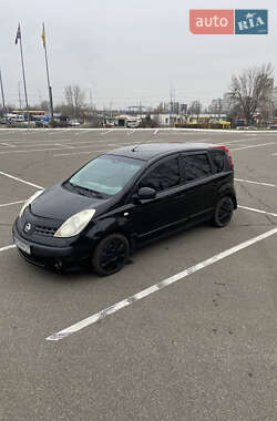 Хэтчбек Nissan Note 2007 в Киеве