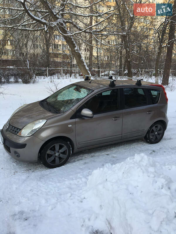 Хетчбек Nissan Note 2007 в Києві