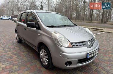 Хетчбек Nissan Note 2009 в Житомирі