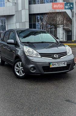 Хэтчбек Nissan Note 2010 в Киеве