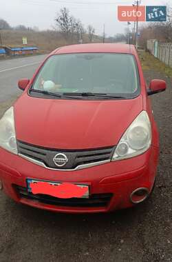 Хэтчбек Nissan Note 2013 в Смеле