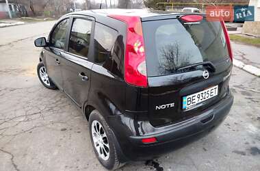 Хэтчбек Nissan Note 2006 в Первомайске