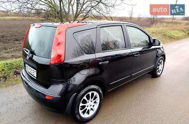 Хэтчбек Nissan Note 2006 в Первомайске