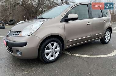 Хэтчбек Nissan Note 2008 в Полтаве