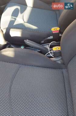 Хэтчбек Nissan Note 2013 в 