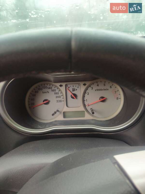 Хэтчбек Nissan Note 2008 в Одессе