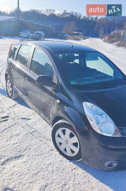 Хэтчбек Nissan Note 2006 в Каневе