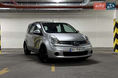 Хэтчбек Nissan Note 2006 в Одессе