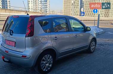 Хэтчбек Nissan Note 2009 в Киеве