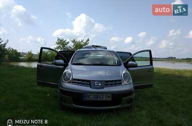 Хетчбек Nissan Note 2007 в Городку