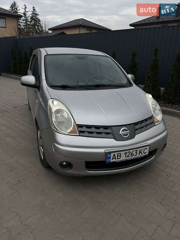 Хетчбек Nissan Note 2007 в 