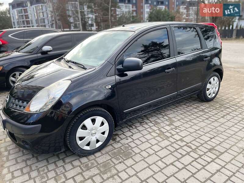Хетчбек Nissan Note 2007 в Львові фото 3 Хетчбек Nissan Note 2007 в Львові