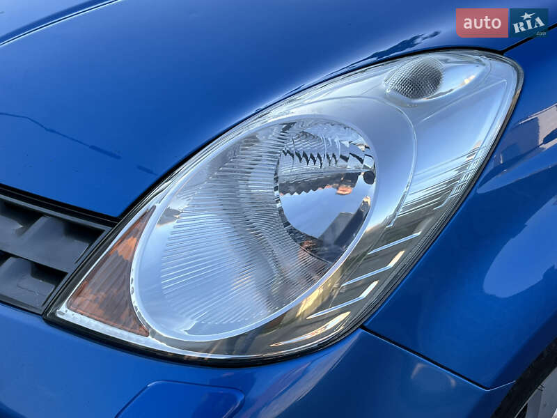 Хэтчбек Nissan Note 2007 в Одессе