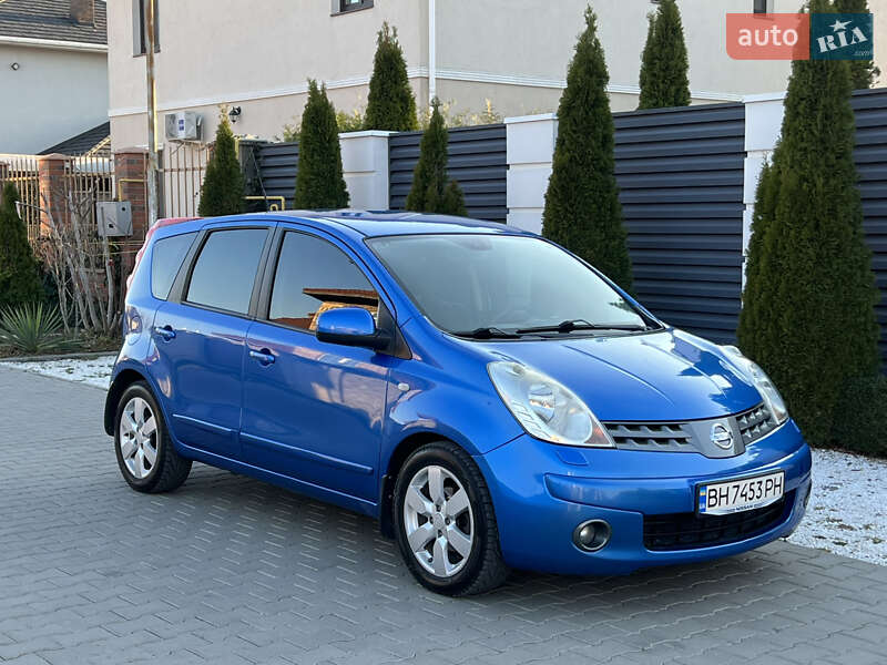 Хэтчбек Nissan Note 2007 в Одессе