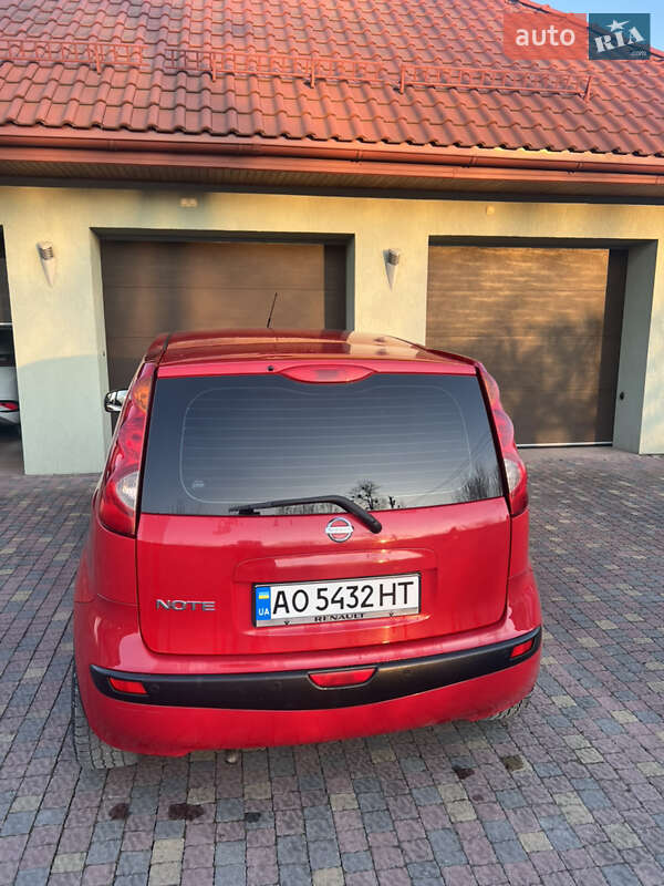 Хетчбек Nissan Note 2006 в Івано-Франківську
