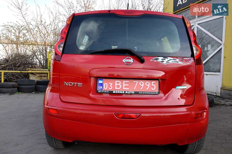 Хэтчбек Nissan Note 2009 в Львове
