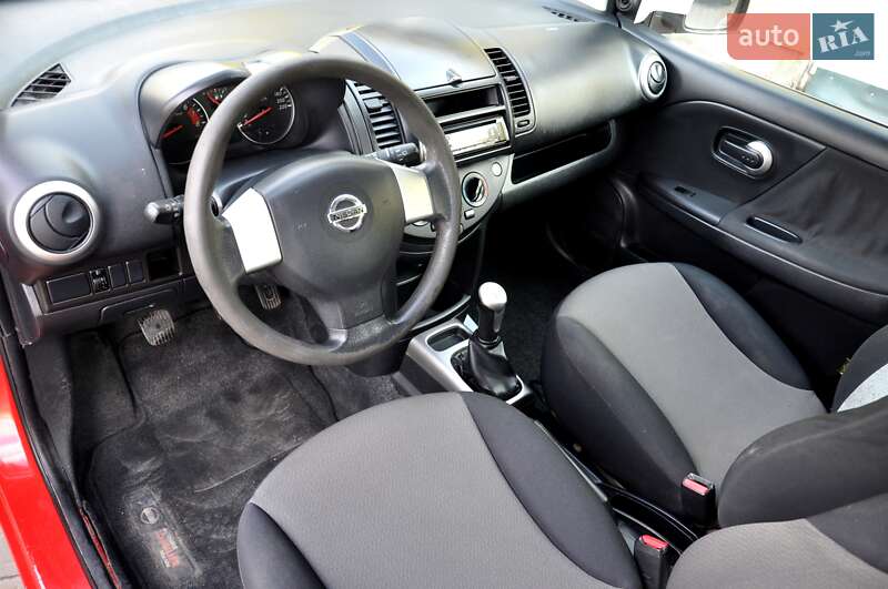 Хэтчбек Nissan Note 2009 в Львове