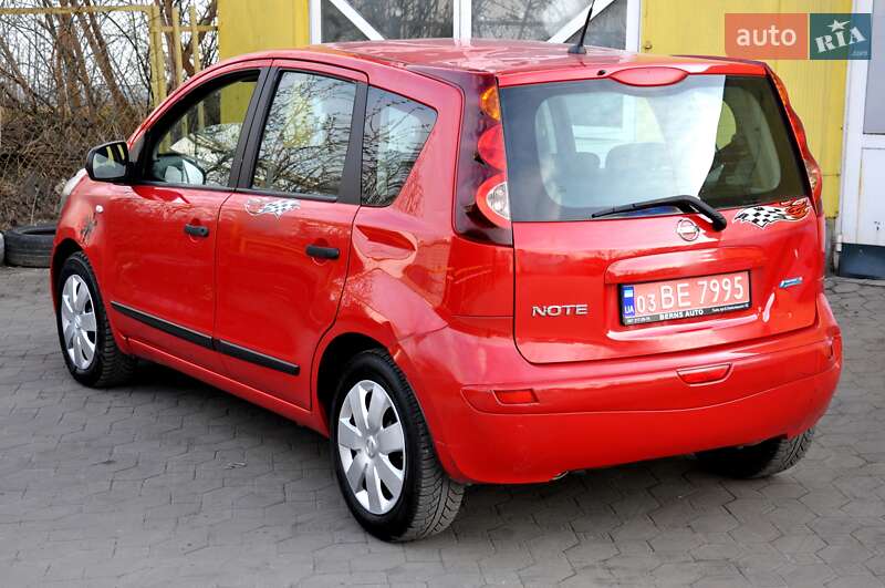 Хэтчбек Nissan Note 2009 в Львове