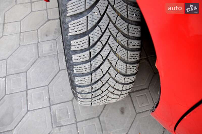 Хэтчбек Nissan Note 2009 в Львове