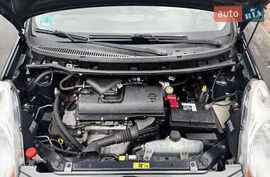 Хэтчбек Nissan Note 2007 в 