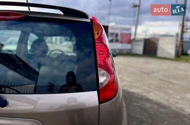 Хэтчбек Nissan Note 2008 в 