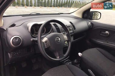Хэтчбек Nissan Note 2007 в 