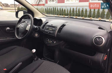 Хэтчбек Nissan Note 2007 в 
