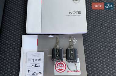 Хэтчбек Nissan Note 2007 в 