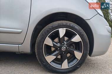 Хэтчбек Nissan Note 2007 в 