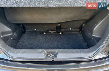 Хэтчбек Nissan Note 2006 в 