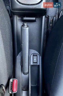 Хэтчбек Nissan Note 2006 в 