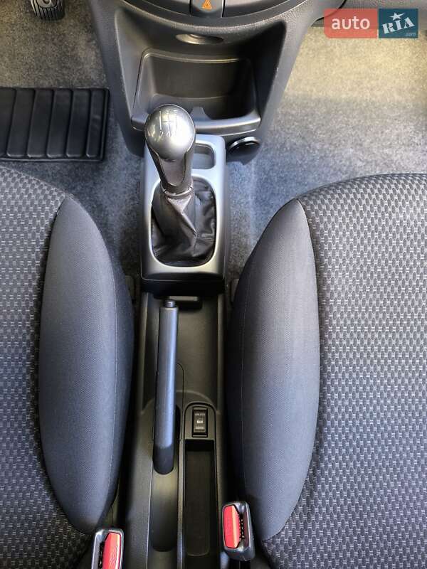 Хетчбек Nissan Note 2008 в Києві
