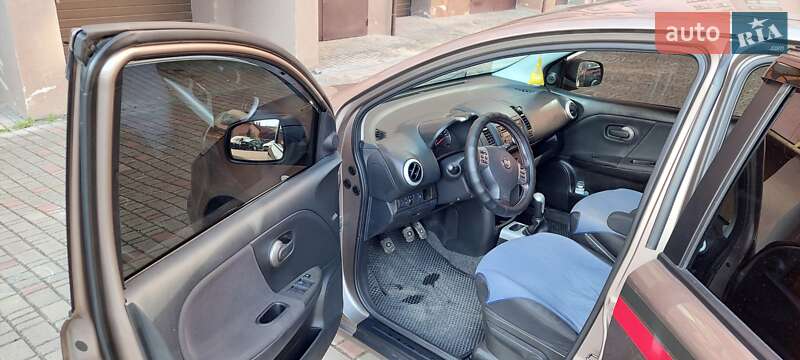 Хэтчбек Nissan Note 2009 в Ивано-Франковске