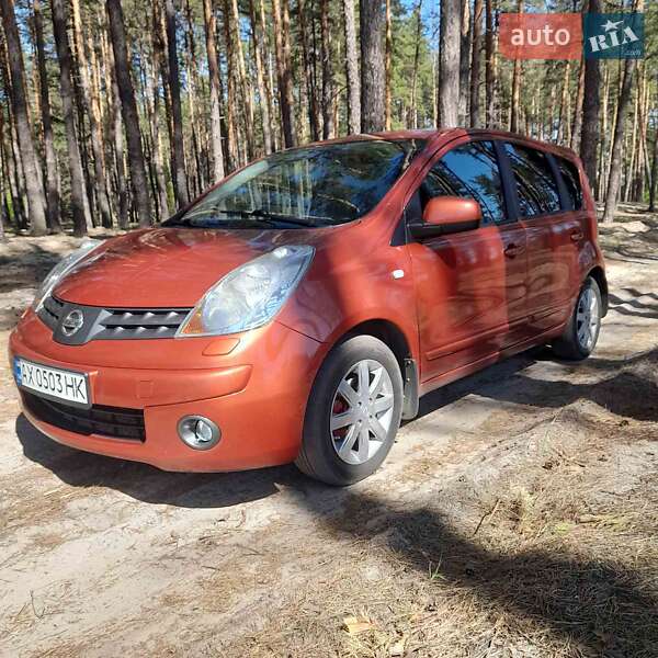 Хетчбек Nissan Note 2008 в 