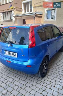 Хэтчбек Nissan Note 2006 в 