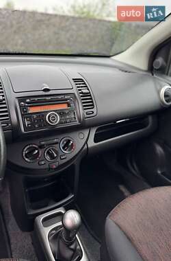 Хетчбек Nissan Note 2009 в 