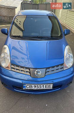Хэтчбек Nissan Note 2008 в Чернигове