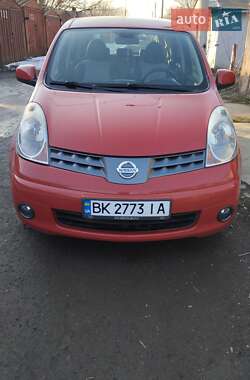 Хэтчбек Nissan Note 2007 в Ровно