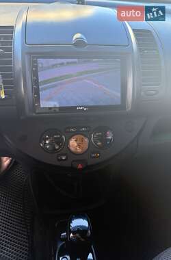 Хетчбек Nissan Note 2006 в 