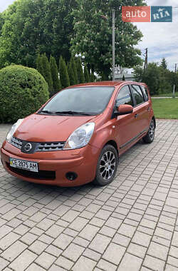 Хетчбек Nissan Note 2008 в Чернівцях