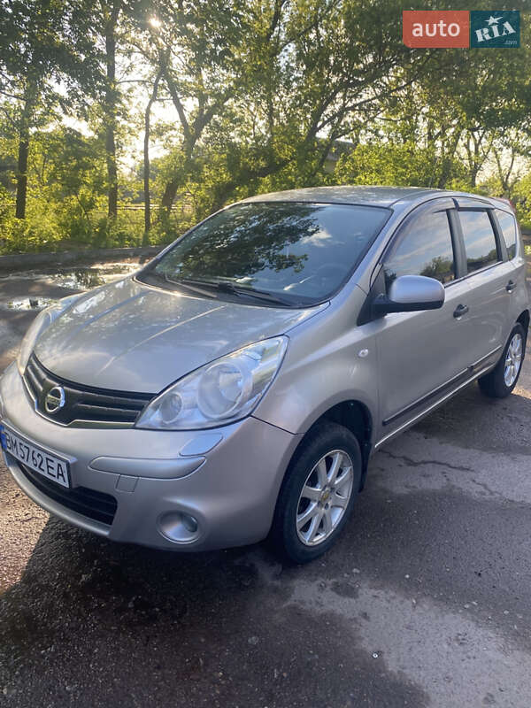 Хетчбек Nissan Note 2012 в Шостці