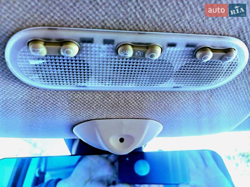 Хетчбек Nissan Note 2007 в Кам'янському