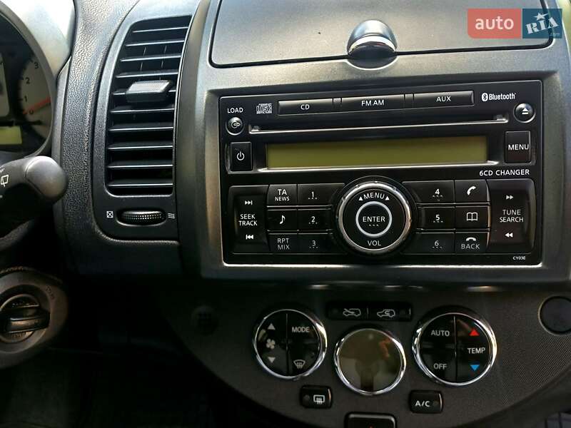 Хетчбек Nissan Note 2007 в Кам'янському